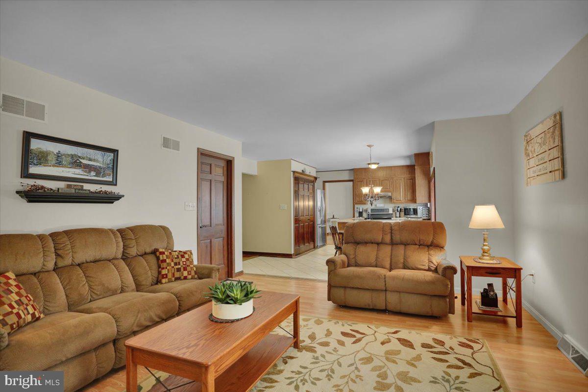 202 Suncrest Road Lancaster, PA 17601 - Photo 24 of 41