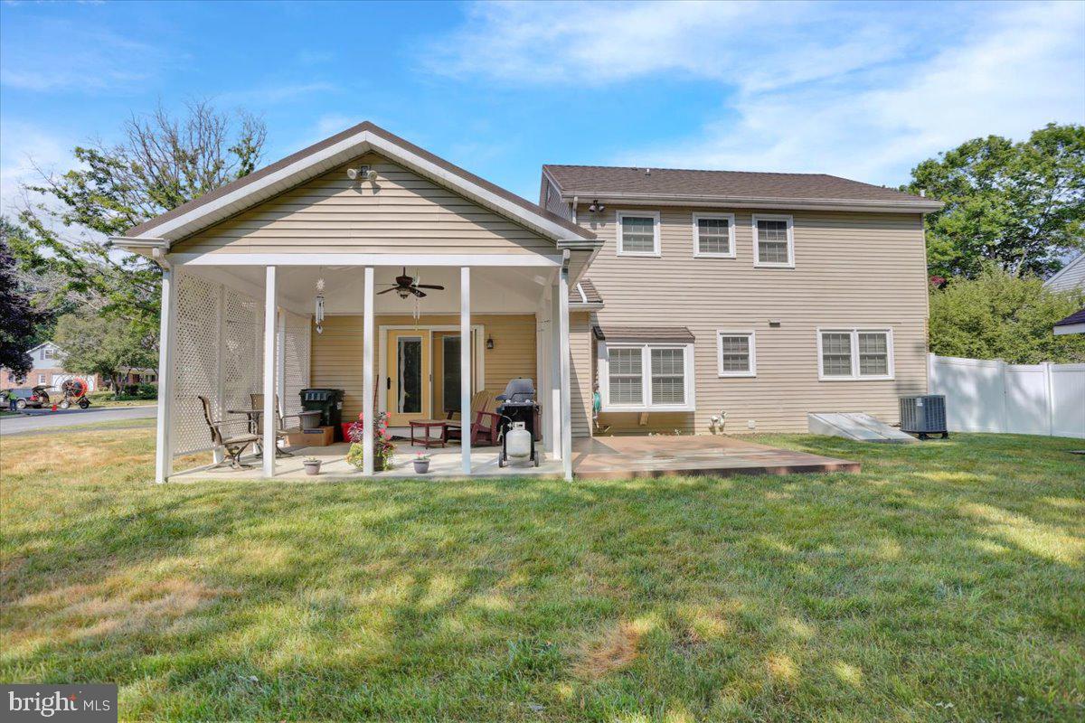 202 Suncrest Road Lancaster, PA 17601 - Photo 7 of 41