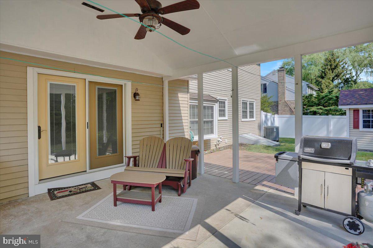 202 Suncrest Road Lancaster, PA 17601 - Photo 9 of 41