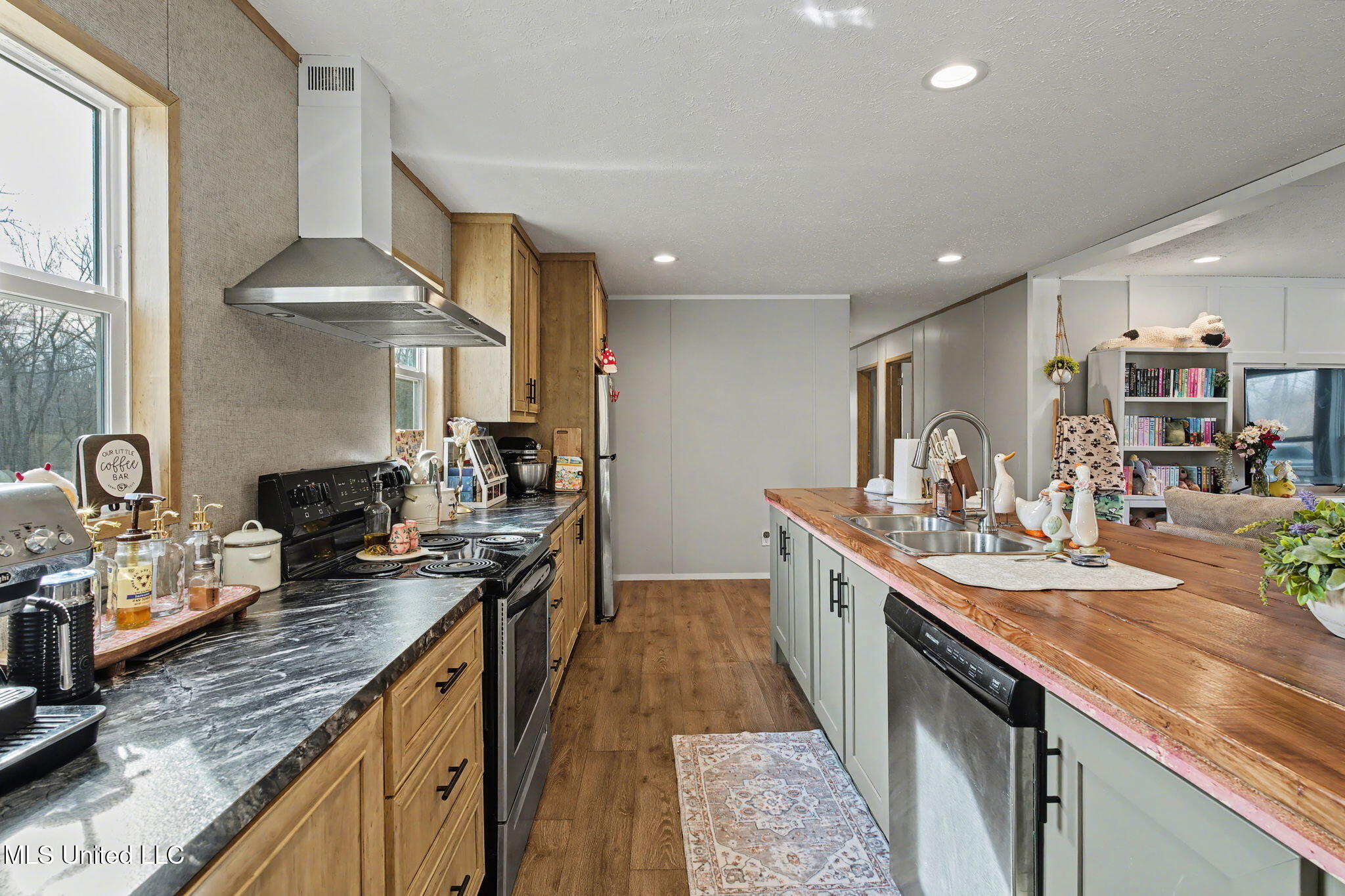 7203 Angie Drive Hernando, MS 38632 - Photo 12 of 31 Kitchen