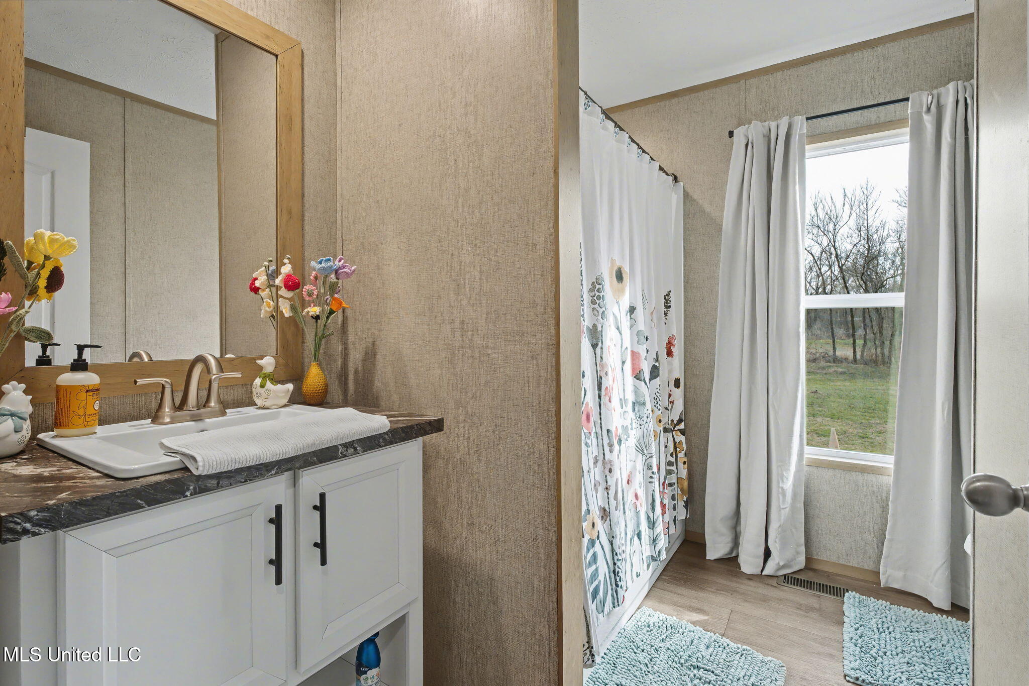 7203 Angie Drive Hernando, MS 38632 - Photo 21 of 31 Bathroom 2