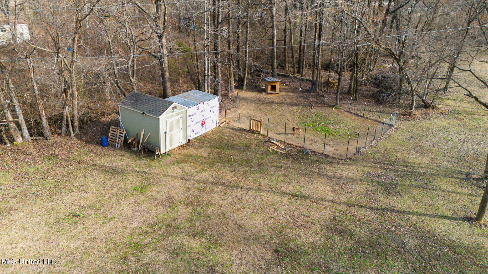 7203 Angie Drive Hernando, MS 38632 - Photo 30 of 31 Storage Building and Fenced Area