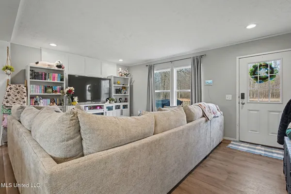 $309,900 | 7203 Angie Drive, Hernando, MS 38632