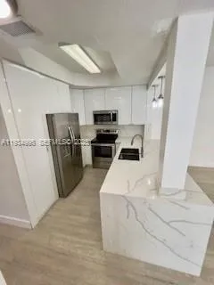 $2,950 | 10643 Southwest 7th Street, Unit 1806, Pembroke Pines, FL 33025