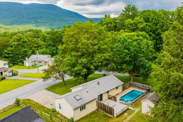 $368,000 | 78 Carbonti Circle, Arlington, VT 05250