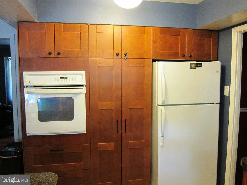 8792 Oxwell Lane Laurel, MD 20708 - Photo 6 of 24 Kitchen