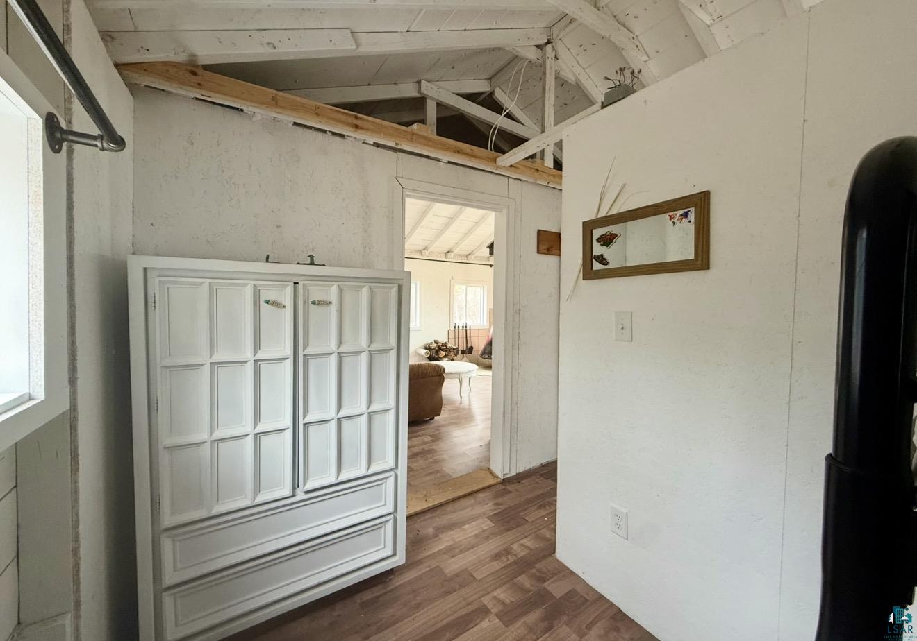 9572 Bonner Road Mountain Iron, MN 55768 - Photo 5 of 20 Hall with dark wood-style floors
