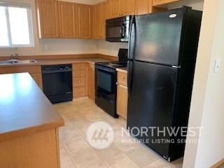 28136 239th Place Southeast Maple Valley, WA 98038 - Photo 9 of 35