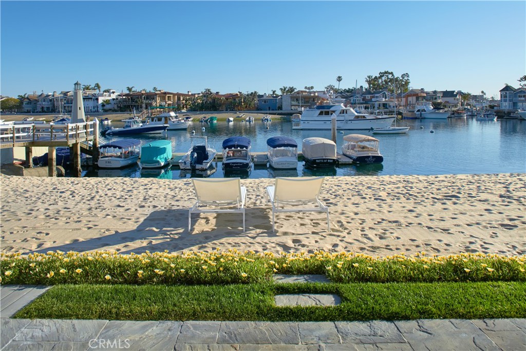 14 Beacon Bay Newport Beach, CA 92660 - Photo 15 of 56