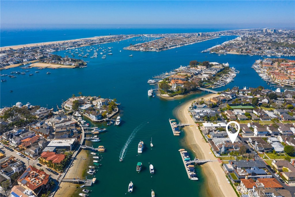 14 Beacon Bay Newport Beach, CA 92660 - Photo 36 of 56