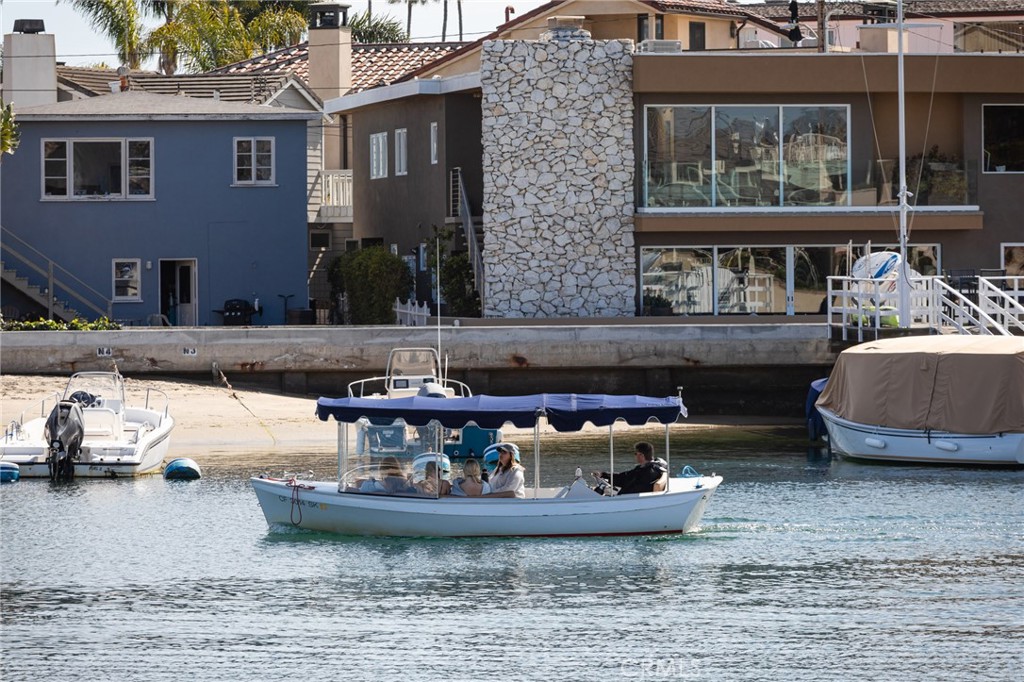 14 Beacon Bay Newport Beach, CA 92660 - Photo 53 of 56