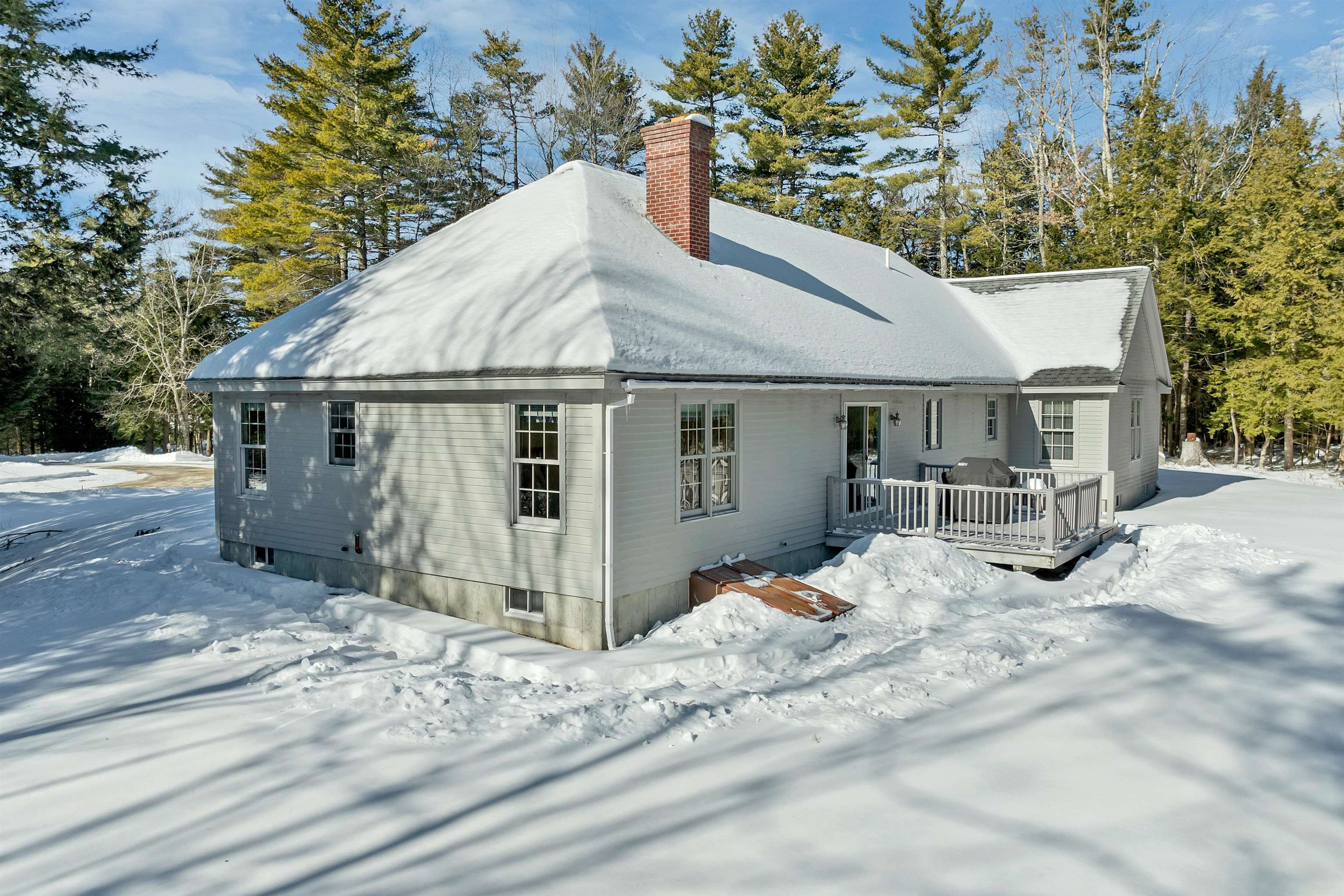 41 Fieldstone Road Wolfeboro, NH 03894 - Photo 37 of 53