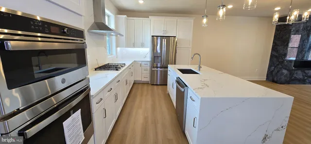 $3,400 | 416 Chapel Alley, Unit 3, Frederick, MD 21701