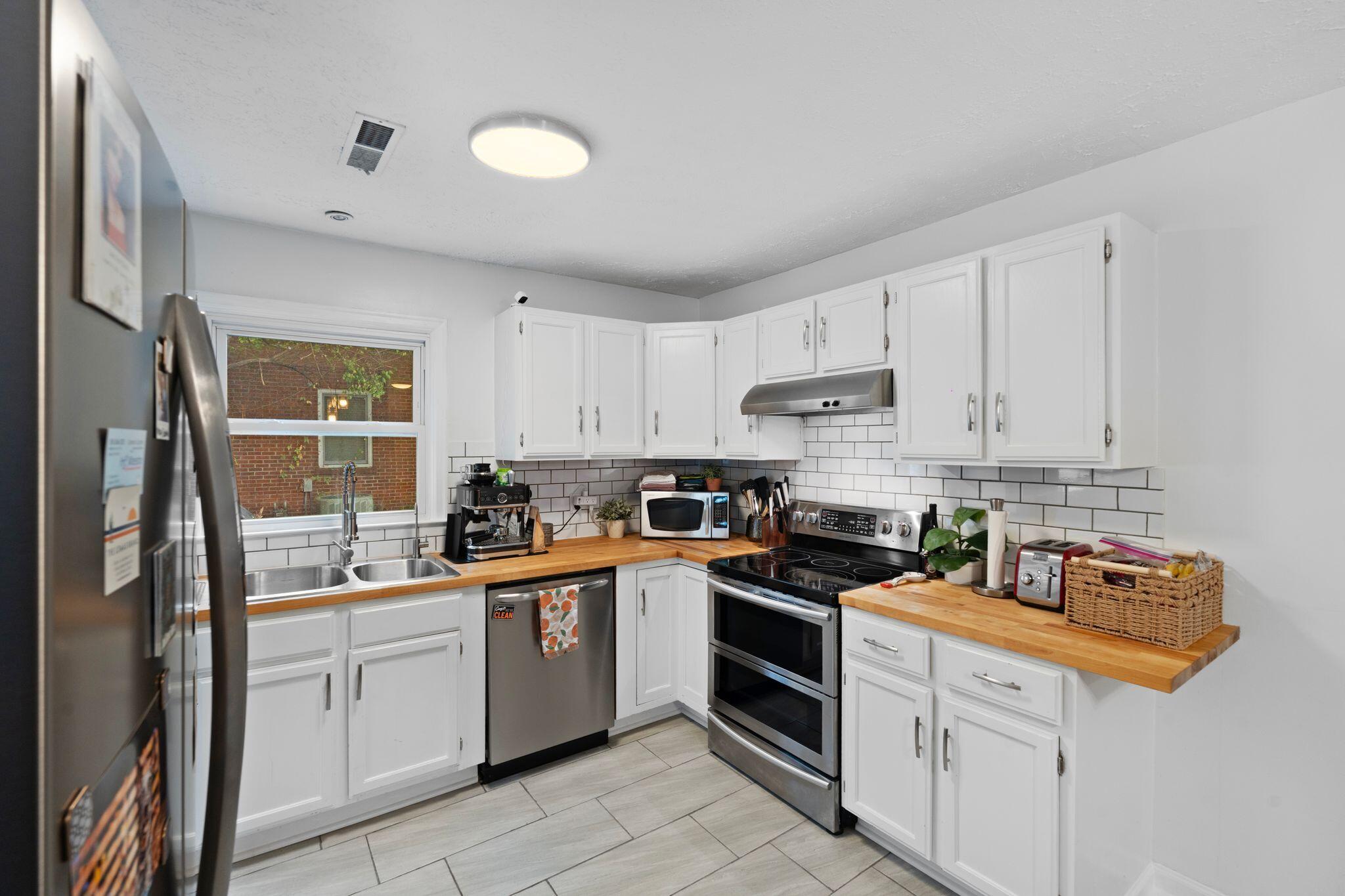 1809 Beacon Hill Road Lexington, KY 40504 - Photo 15 of 36 F2004881