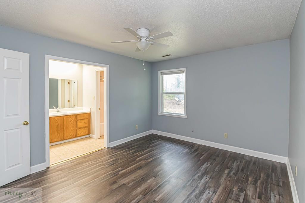 106 Country Road La Grange, NC 28551 - Photo 13 of 27 Gallery Image 13