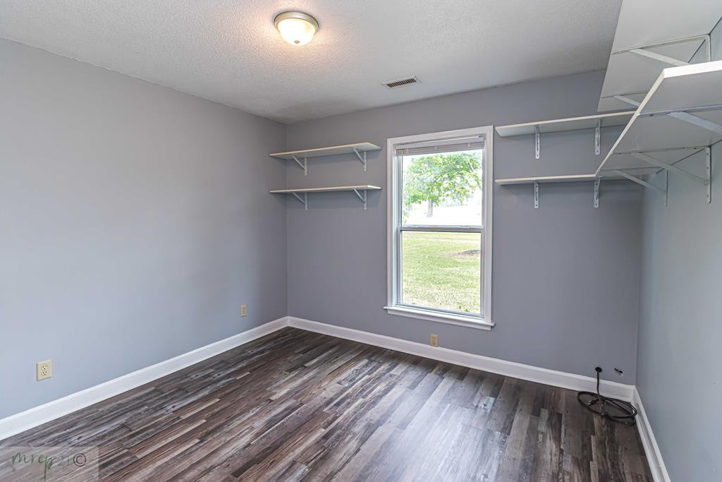 106 Country Road La Grange, NC 28551 - Photo 17 of 27 Gallery Image 17