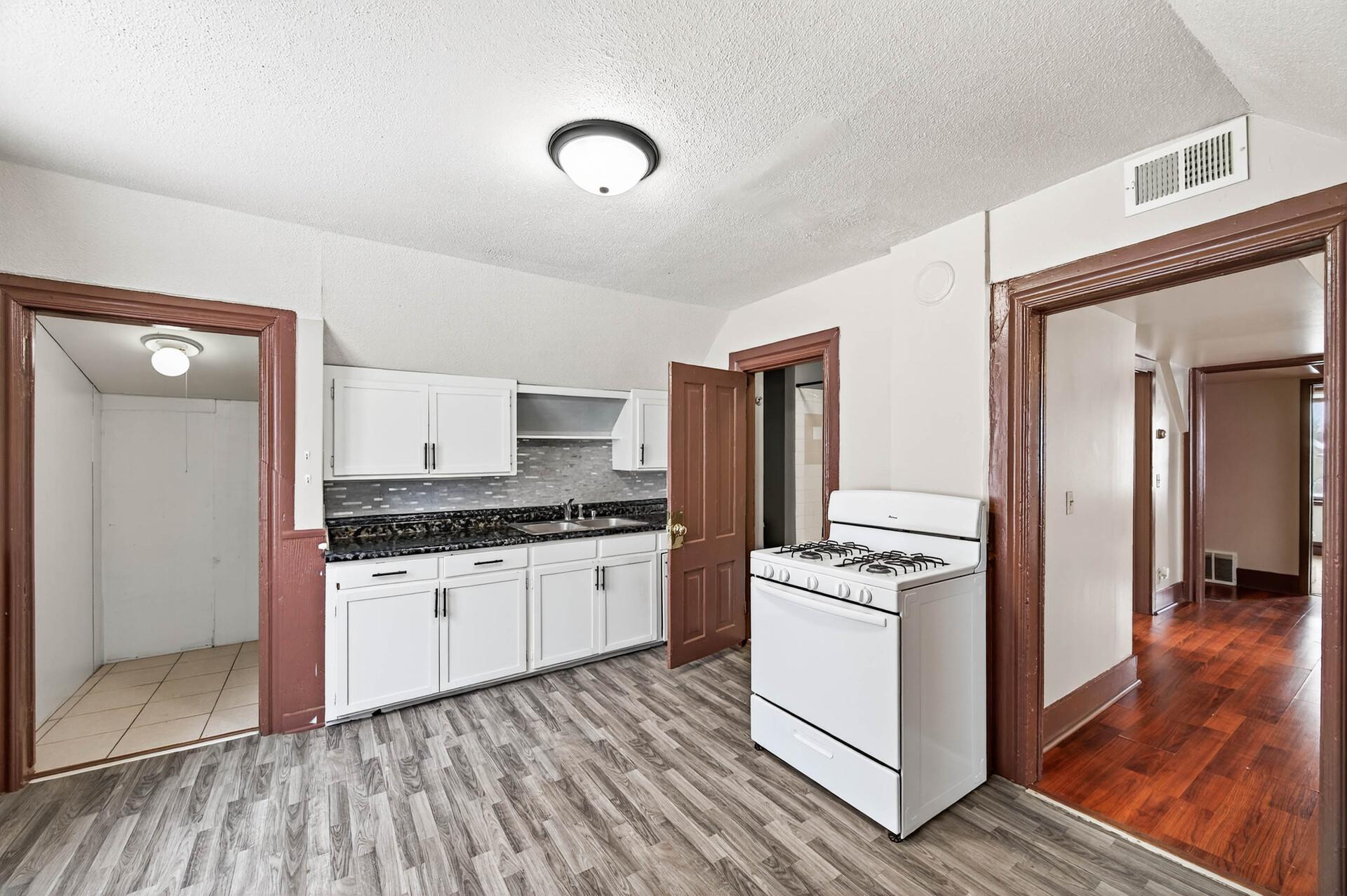 387 Jenks Avenue East St. Paul, MN 55130 - Photo 12 of 30