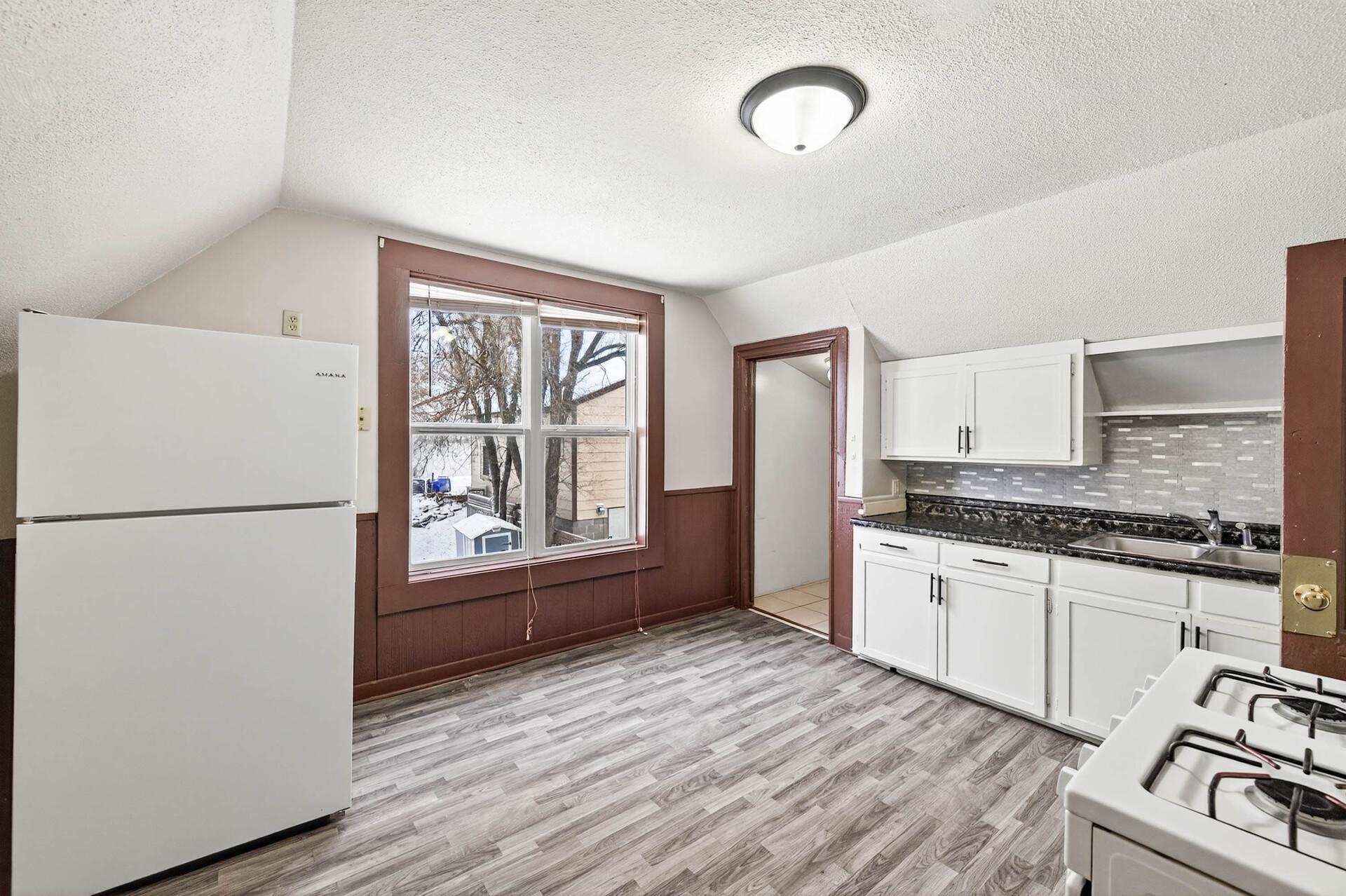 387 Jenks Avenue East St. Paul, MN 55130 - Photo 13 of 30