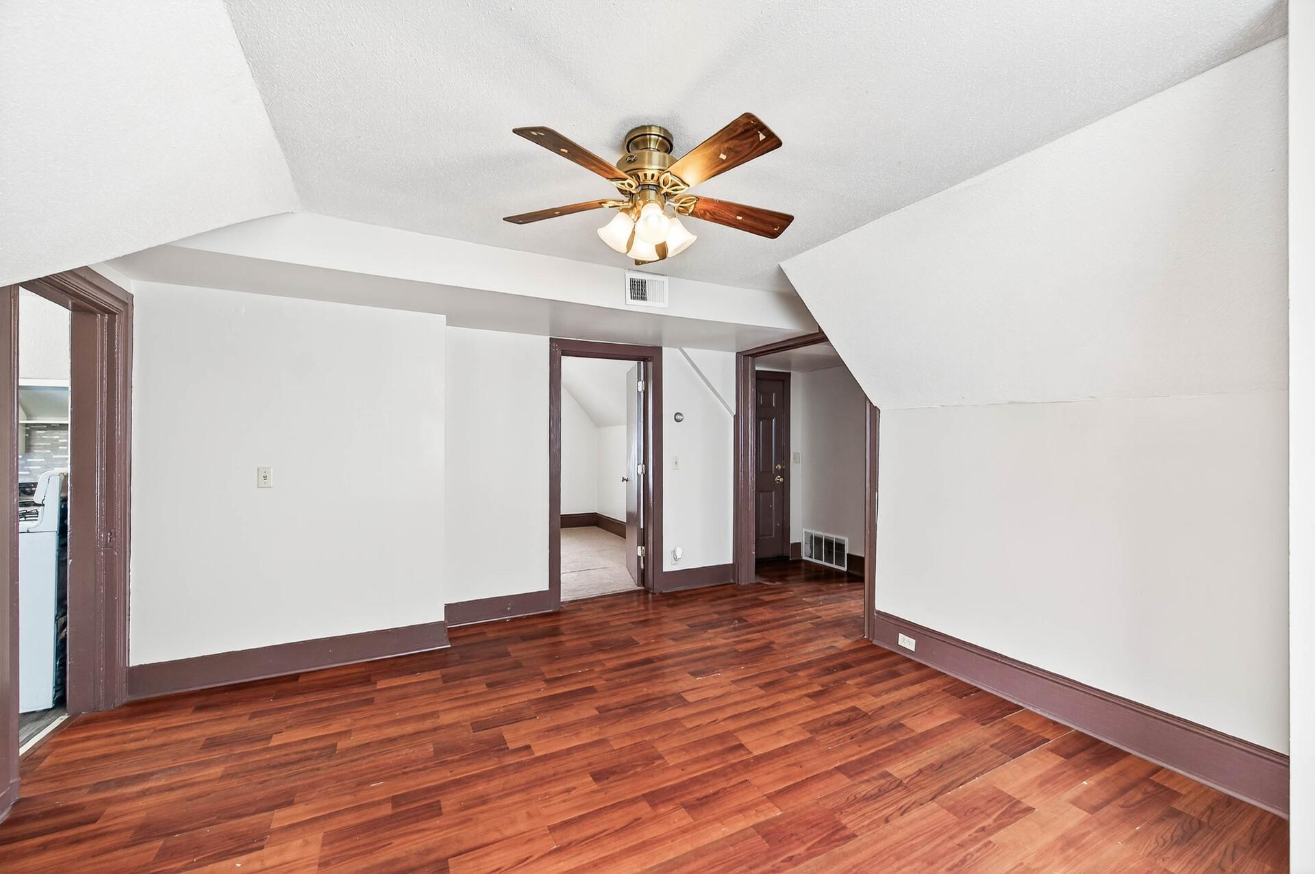 387 Jenks Avenue East St. Paul, MN 55130 - Photo 6 of 30