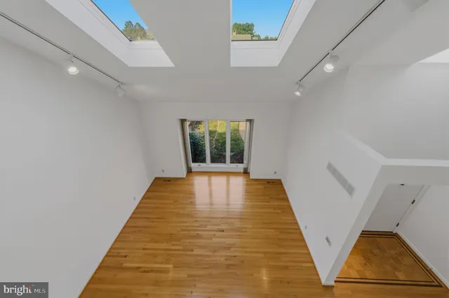 a view of an entryway