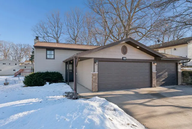 $369,900 | 2134 Basswood Lane, Mound, MN 55364