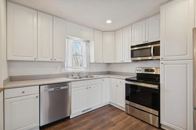 $369,900 | 2134 Basswood Lane, Mound, MN 55364