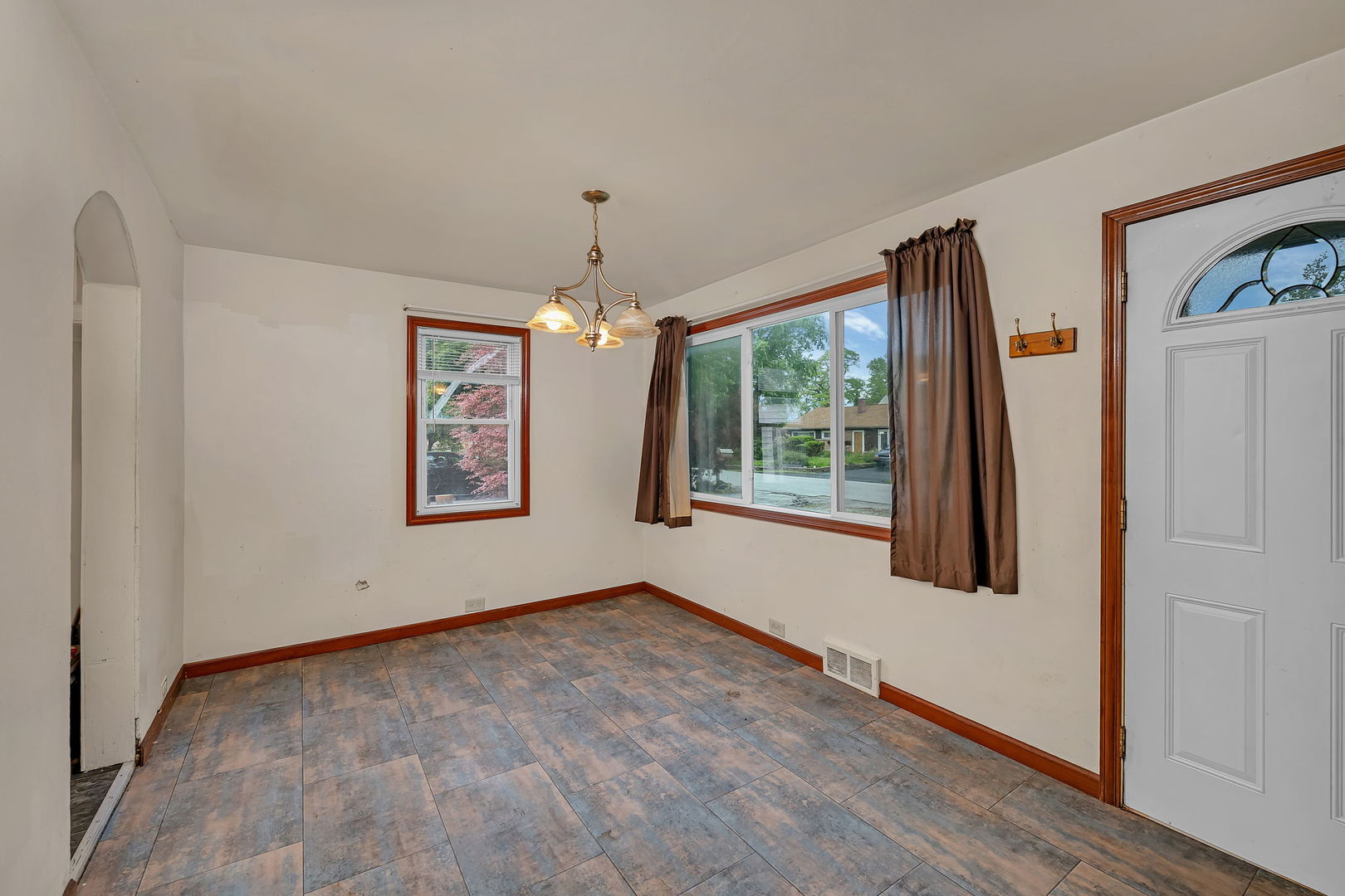 15641 Millard Avenue Markham, IL 60428 - Photo 6 of 28