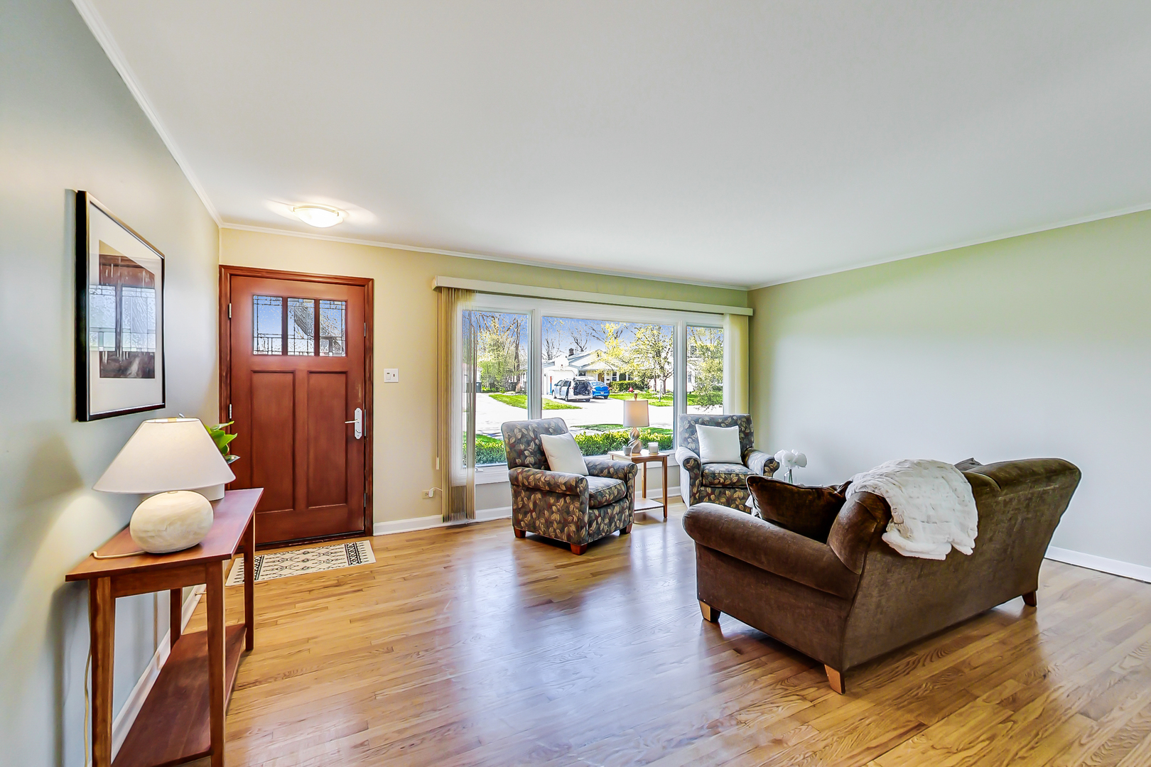 1023 Whitfield Road Northbrook, IL 60062 - Photo 3 of 34