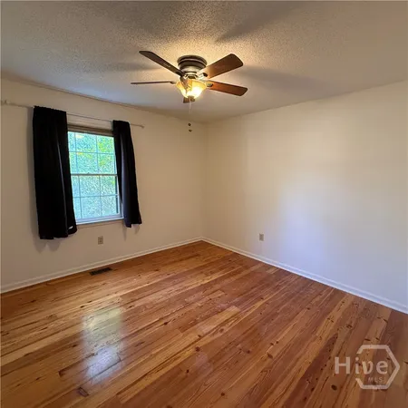 $2,100 | 142 Woodberry Drive, Athens, GA 30605