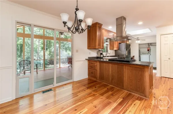 $2,100 | 142 Woodberry Drive, Athens, GA 30605