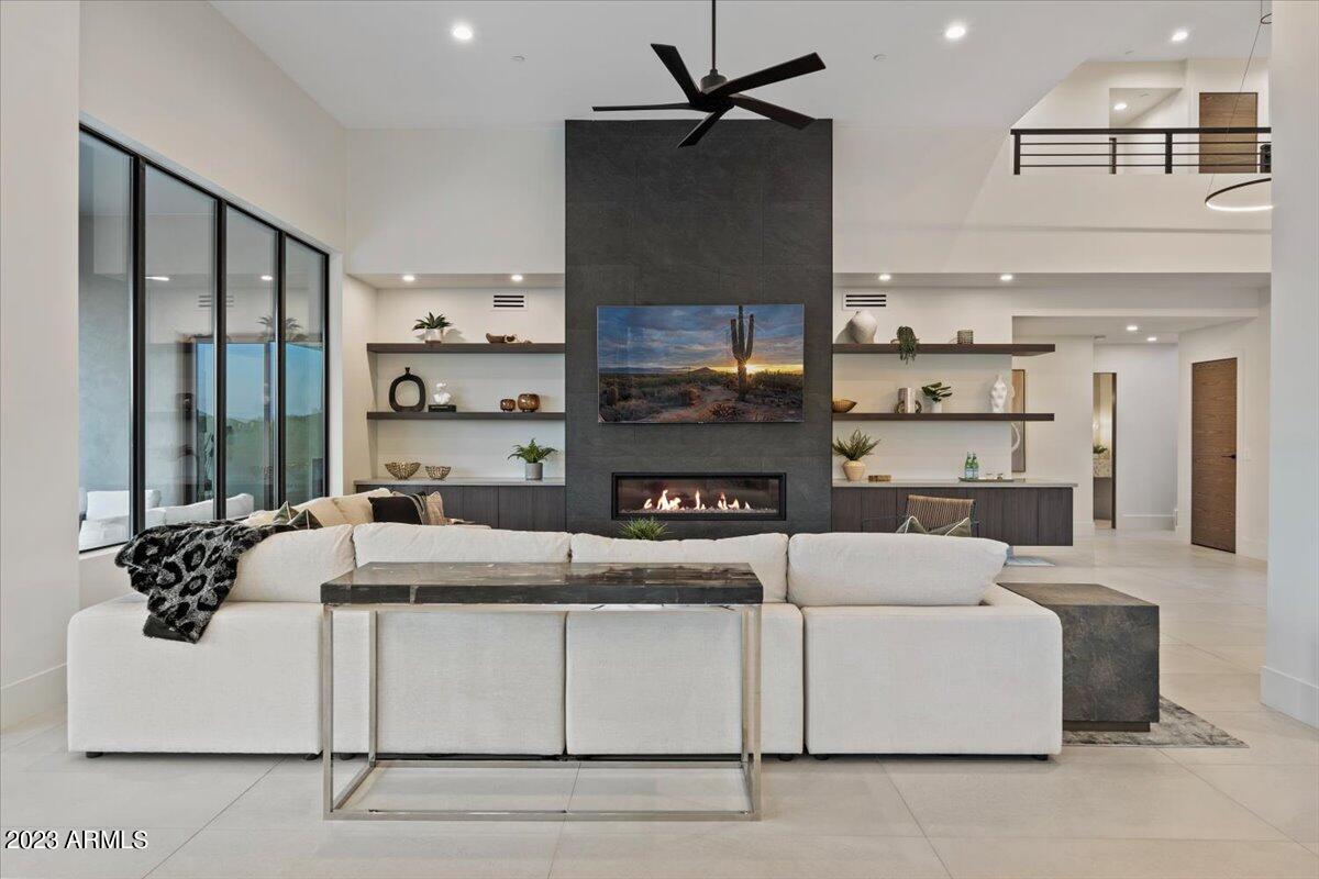 10651 East Quartz Rock Road Scottsdale, AZ 85255 - Photo 13 of 91 Living Room