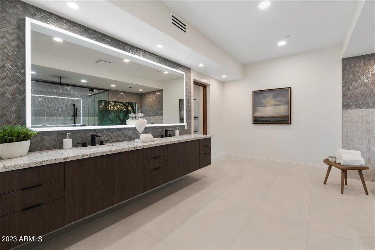 10651 East Quartz Rock Road Scottsdale, AZ 85255 - Photo 48 of 91 Primary Bathroom