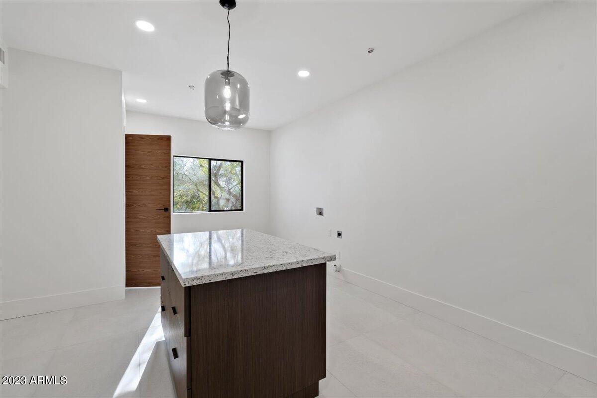 10651 East Quartz Rock Road Scottsdale, AZ 85255 - Photo 50 of 91 Walk in Closet