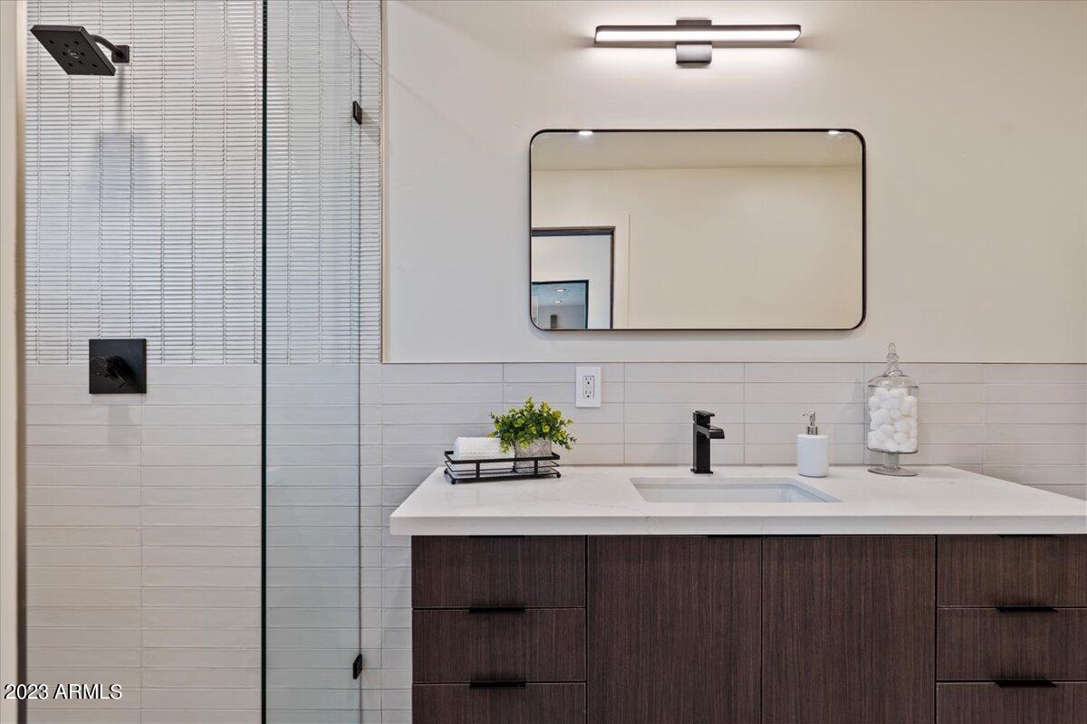 10651 East Quartz Rock Road Scottsdale, AZ 85255 - Photo 53 of 91 Bathroom