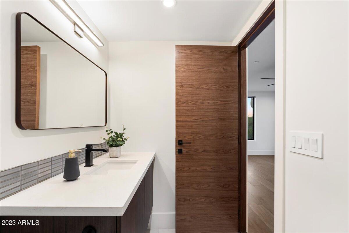 10651 East Quartz Rock Road Scottsdale, AZ 85255 - Photo 59 of 91 Bathroom