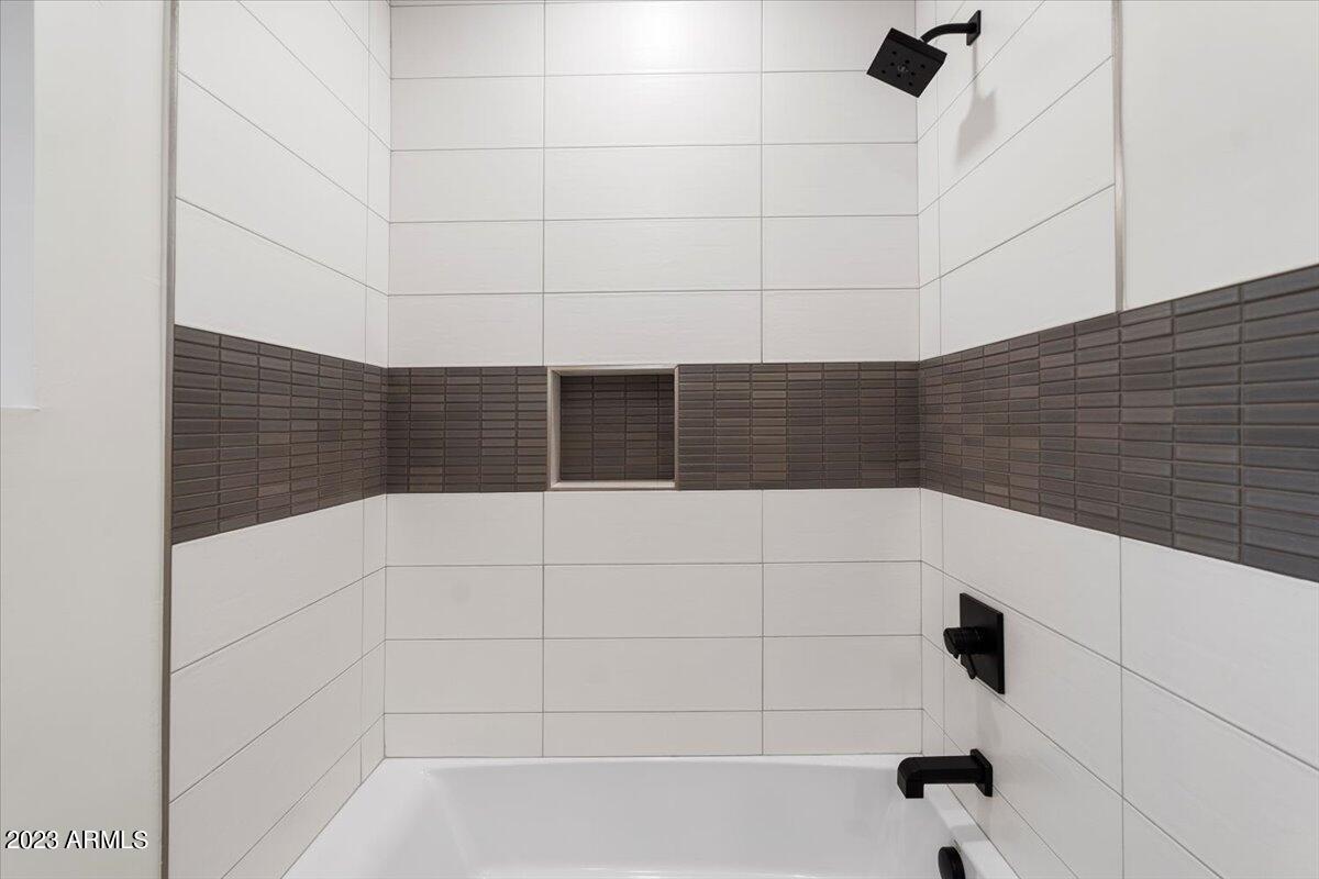 10651 East Quartz Rock Road Scottsdale, AZ 85255 - Photo 64 of 91 Bathroom