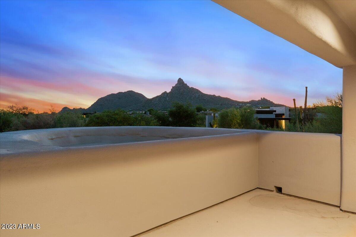 10651 East Quartz Rock Road Scottsdale, AZ 85255 - Photo 7 of 91 Balcony at guest suite