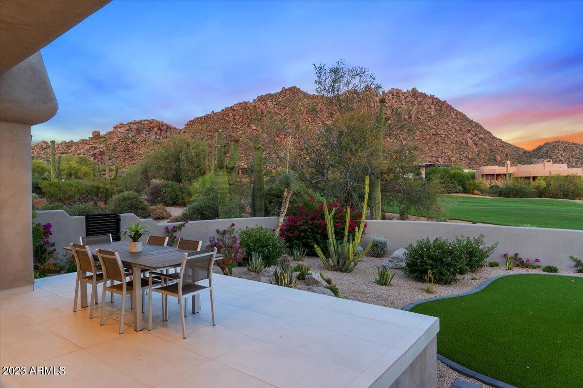 10651 East Quartz Rock Road Scottsdale, AZ 85255 - Photo 9 of 91 Backyard