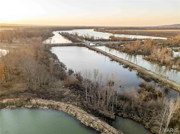 $1 | 0 Mo-m, Foley, MO 63347