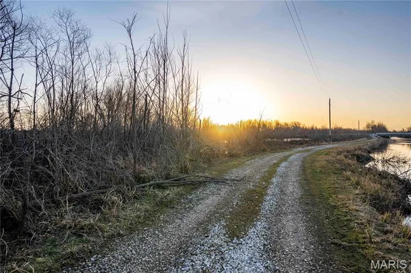 $1 | 0 Mo-m, Foley, MO 63347