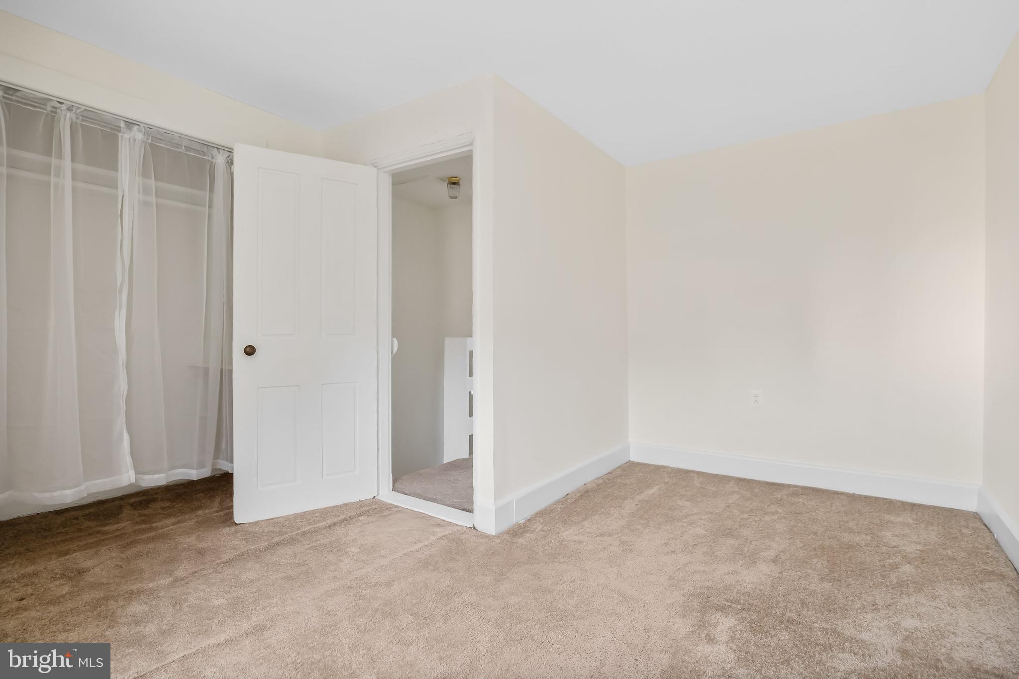 924 North Randolph Street Philadelphia, PA 19123 - Photo 20 of 27