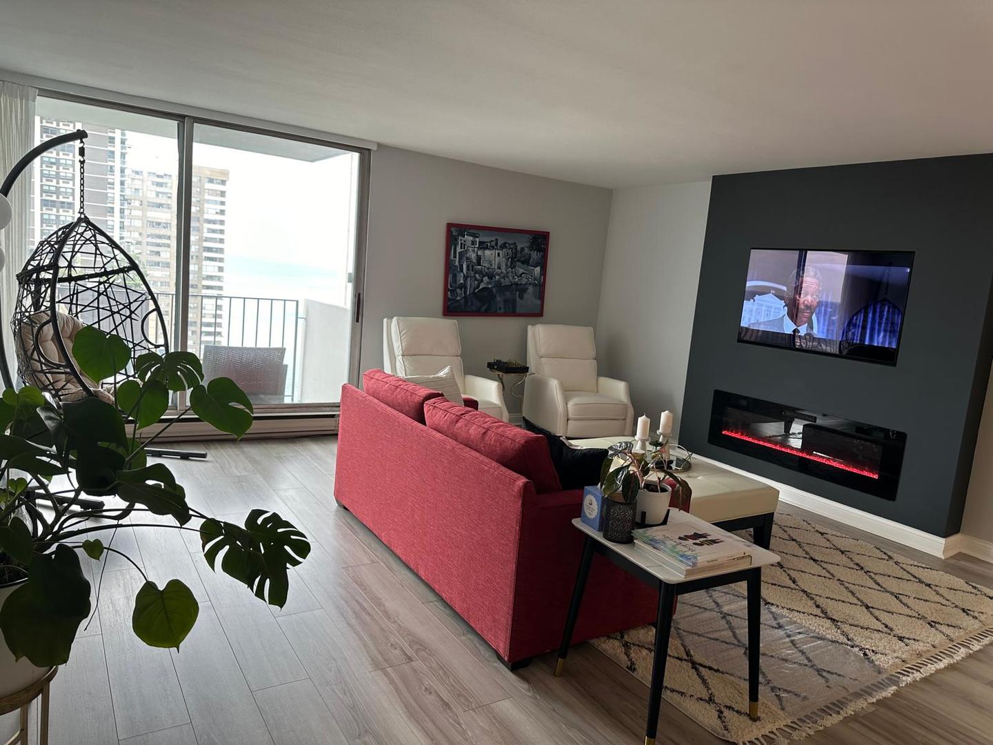 6033 North Sheridan Road, Unit 17H Chicago, IL 60660 - Photo 9 of 19