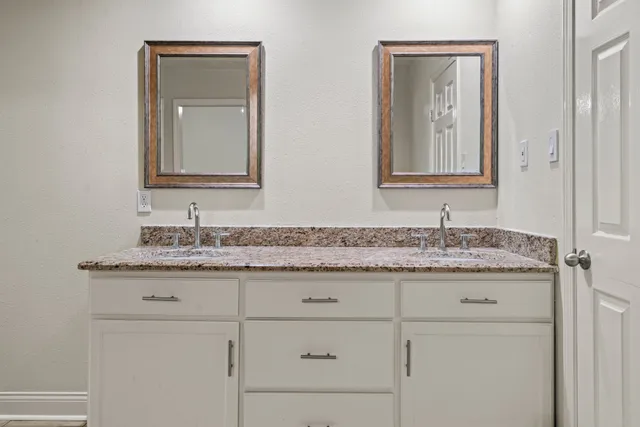 $2,800 | 12006 Acorn Oak Street, The Woodlands, TX 77380