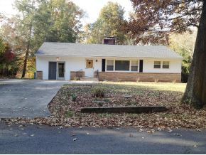 512 Rambling Road Kingsport, TN 37663 - Photo 2 of 24 Front View of Home