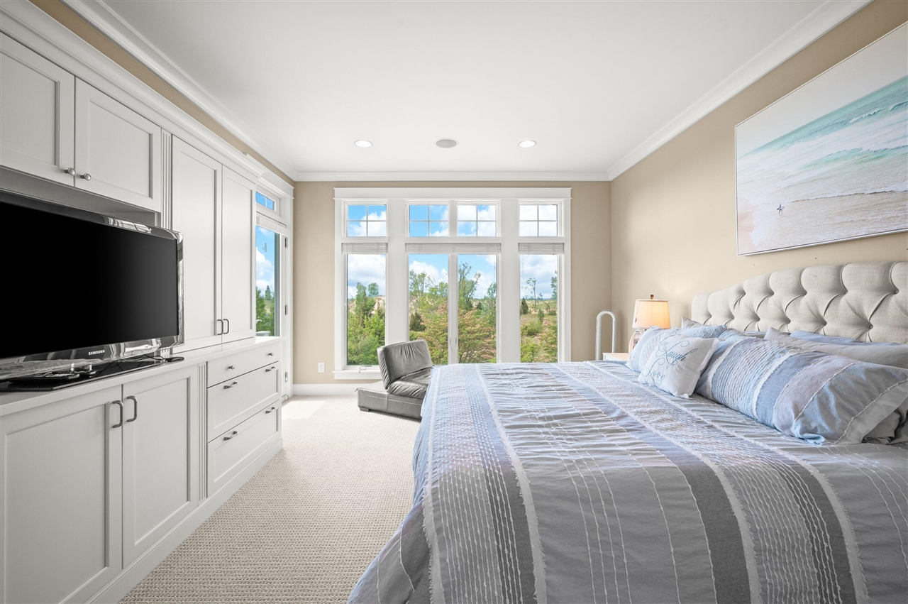 101 Lighthouse Dunes Path St. Joseph, MI 49085 - Photo 10 of 54