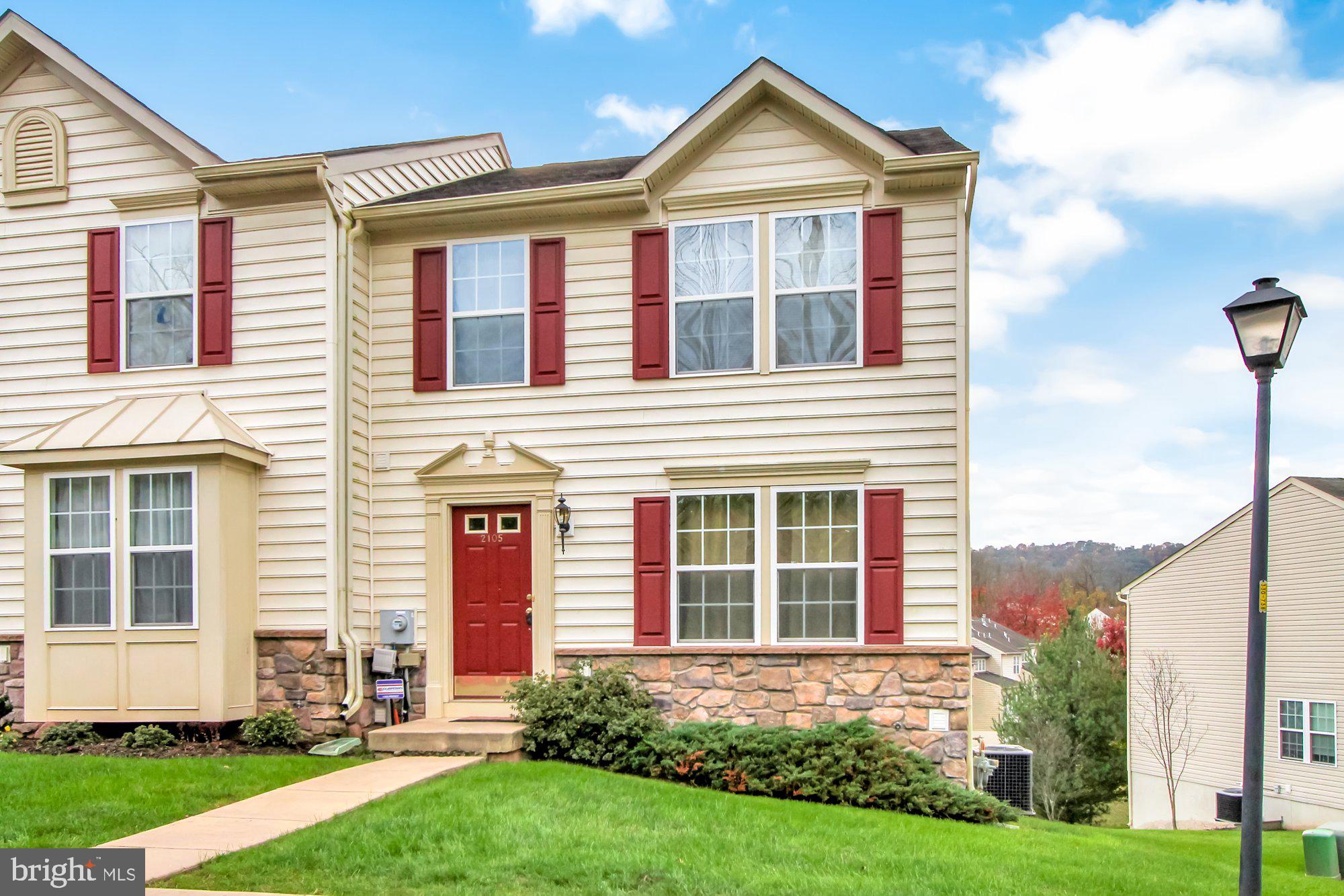 2105 Orchard View Road Reading, PA 19606 - Photo 2 of 25