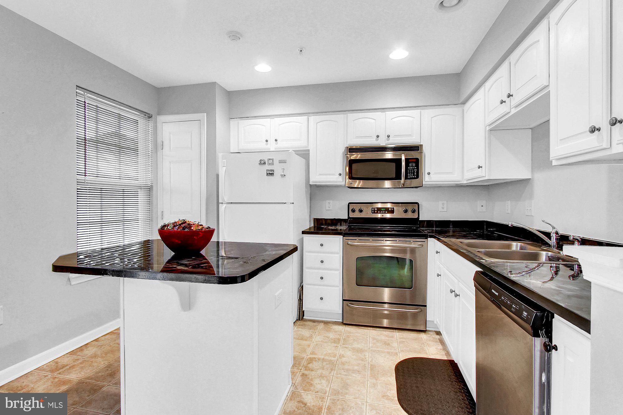 2105 Orchard View Road Reading, PA 19606 - Photo 6 of 25