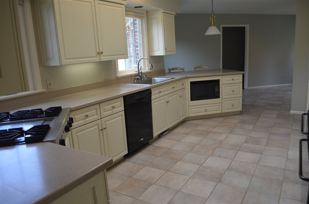 6627 West Hamilton Road South Fort Wayne, IN 46814 - Photo 15 of 36
