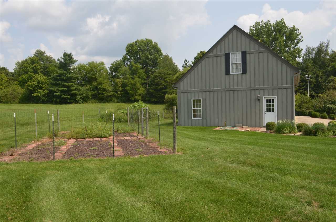 6627 West Hamilton Road South Fort Wayne, IN 46814 - Photo 9 of 36