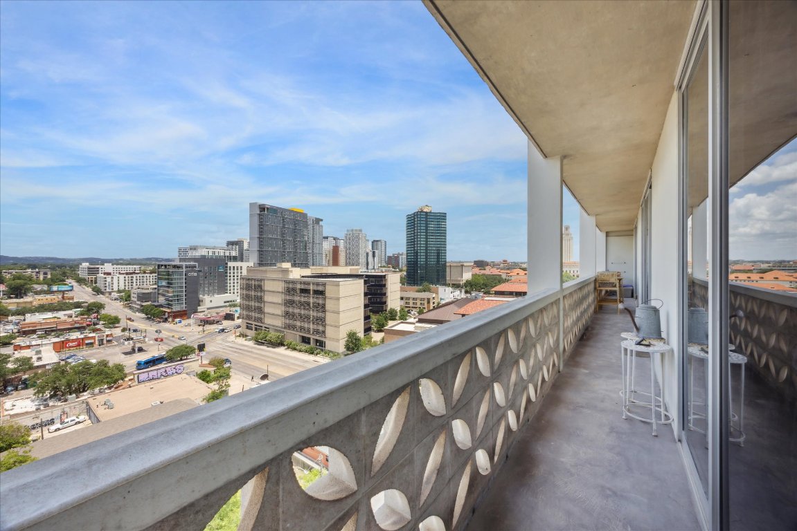 1801 Lavaca Street, Unit 11A Austin, TX 78701 - Photo 9 of 21 a view of balcony with city view